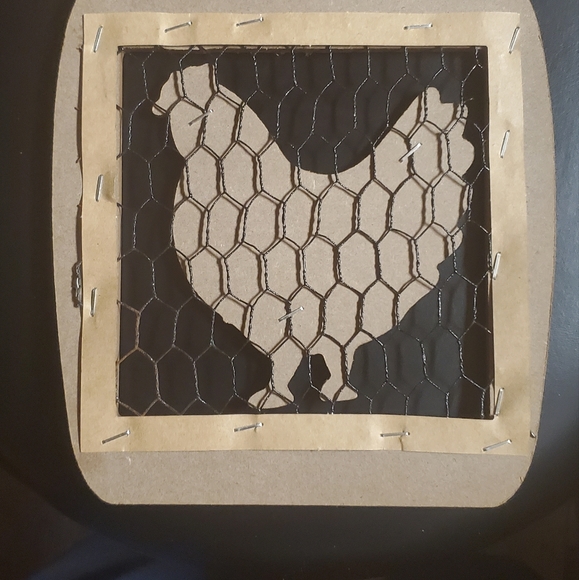 Home Sweet Home Wooden Plaque with Chicken and Chicken Wire - Picture 5 of 7